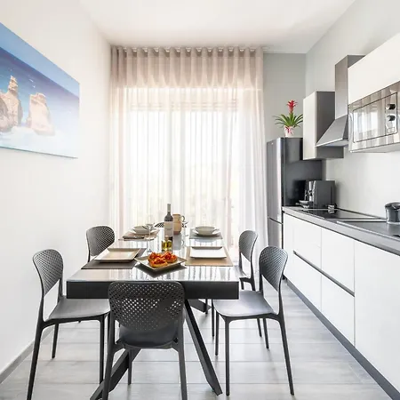Piazza Pertini 3*