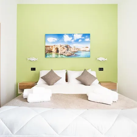 Piazza Pertini 3*
