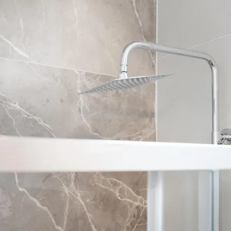 Affittacamere Piazza Pertini 3*