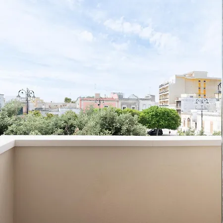Piazza Pertini Affittacamere 3*